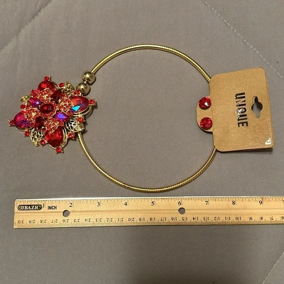 Unique Red Necklace Set NEW